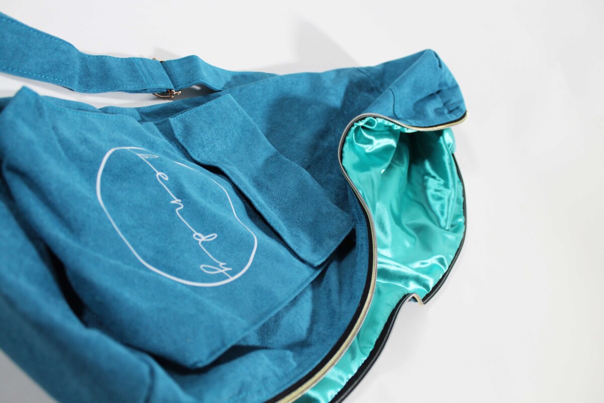 Extra Large Teal and White Swirl Yoga Mat Bag – Joanna Stanek